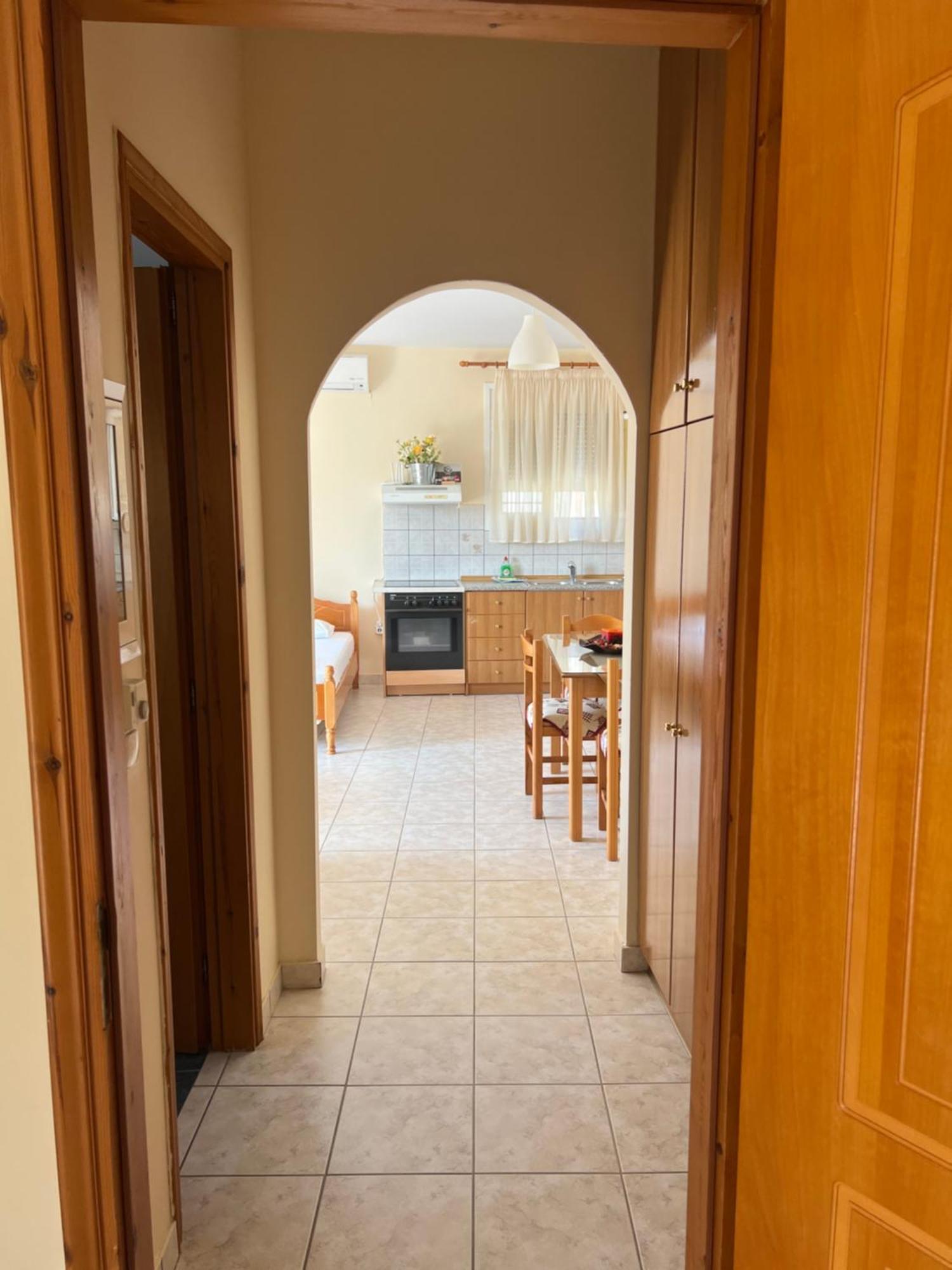 פלטאריה Alexandra' S Apartments מראה חיצוני תמונה
